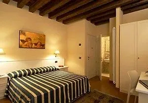 Venice Resorts Guest House Венеция